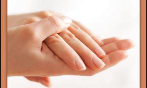 ΓΡΑΜΜΕΣ ΣΤΑ ΝΥΧΙΑ: ΜΥΘΟΣ Η ΑΛΗΘΕΙΑ ΓΙΑ ΤΗΝ ΈΛΛΕΙΨΗ ΒΙΤΑΜΙΝΩΝ;